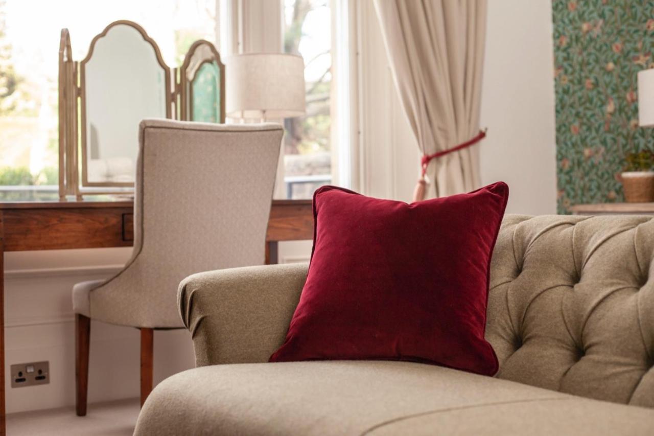 เดอะ ดันสเตน เฮาส์ Hotel เอดินบะระ ภายนอก รูปภาพ A cushion
