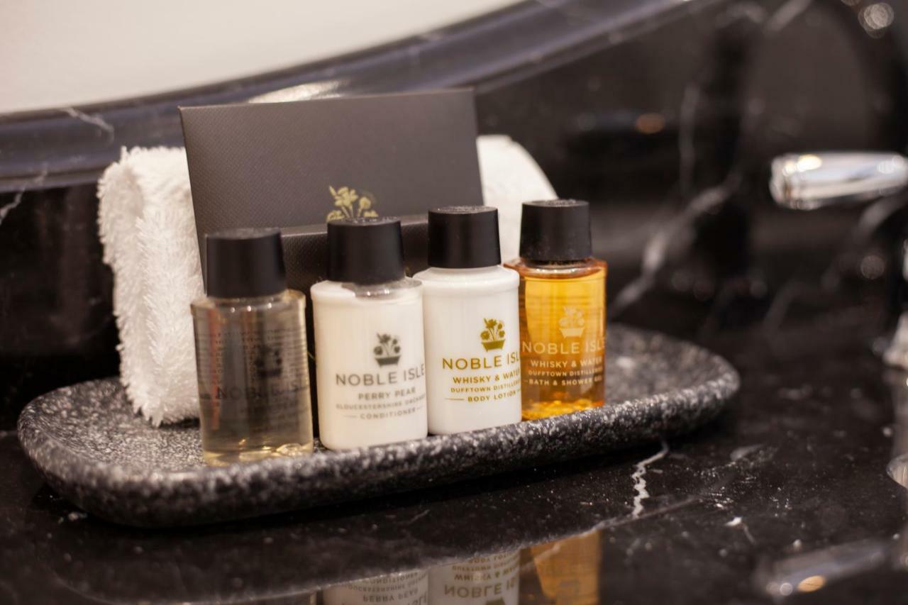 เดอะ ดันสเตน เฮาส์ Hotel เอดินบะระ ภายนอก รูปภาพ Noble Isle products