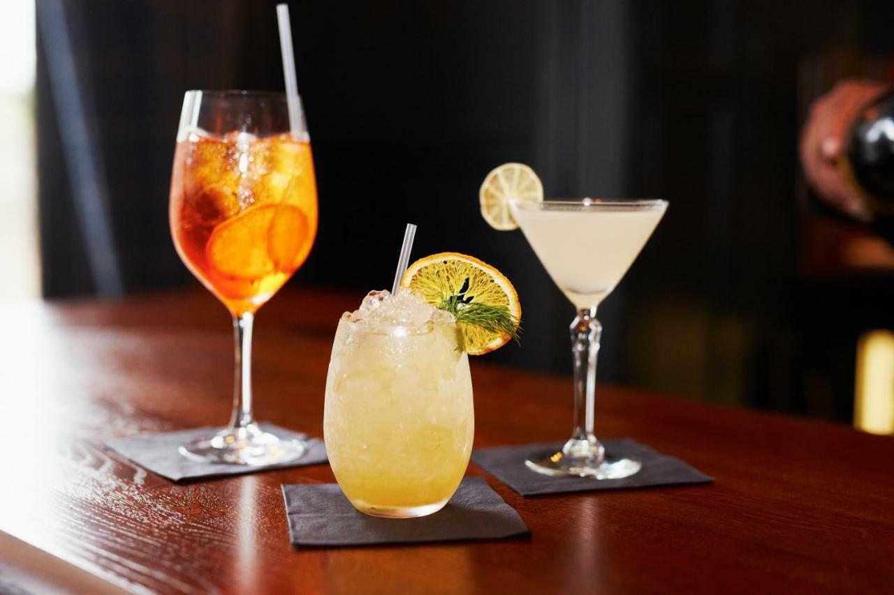 เดอะ ดันสเตน เฮาส์ Hotel เอดินบะระ ภายนอก รูปภาพ Cocktails